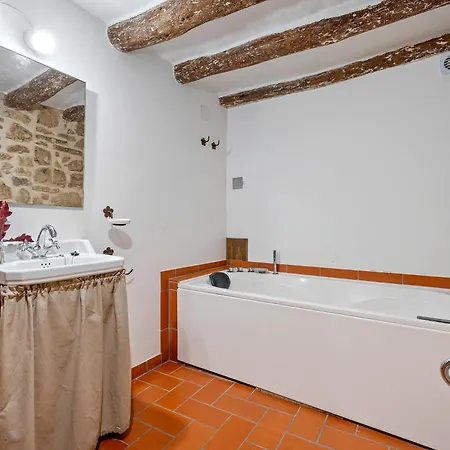 Ca La Llum Nyaraló